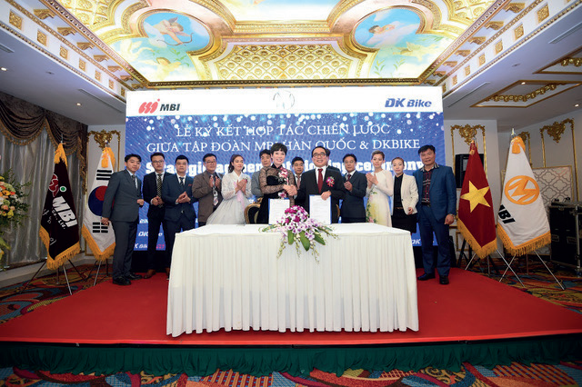 Lễ ký kết hợp tác giữa DKBike vàTập đoàn MBI Hàn Quốc